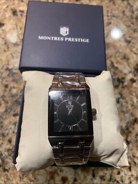 Montres Prestige Men's Black Dial Stainless Steel Dress Watch